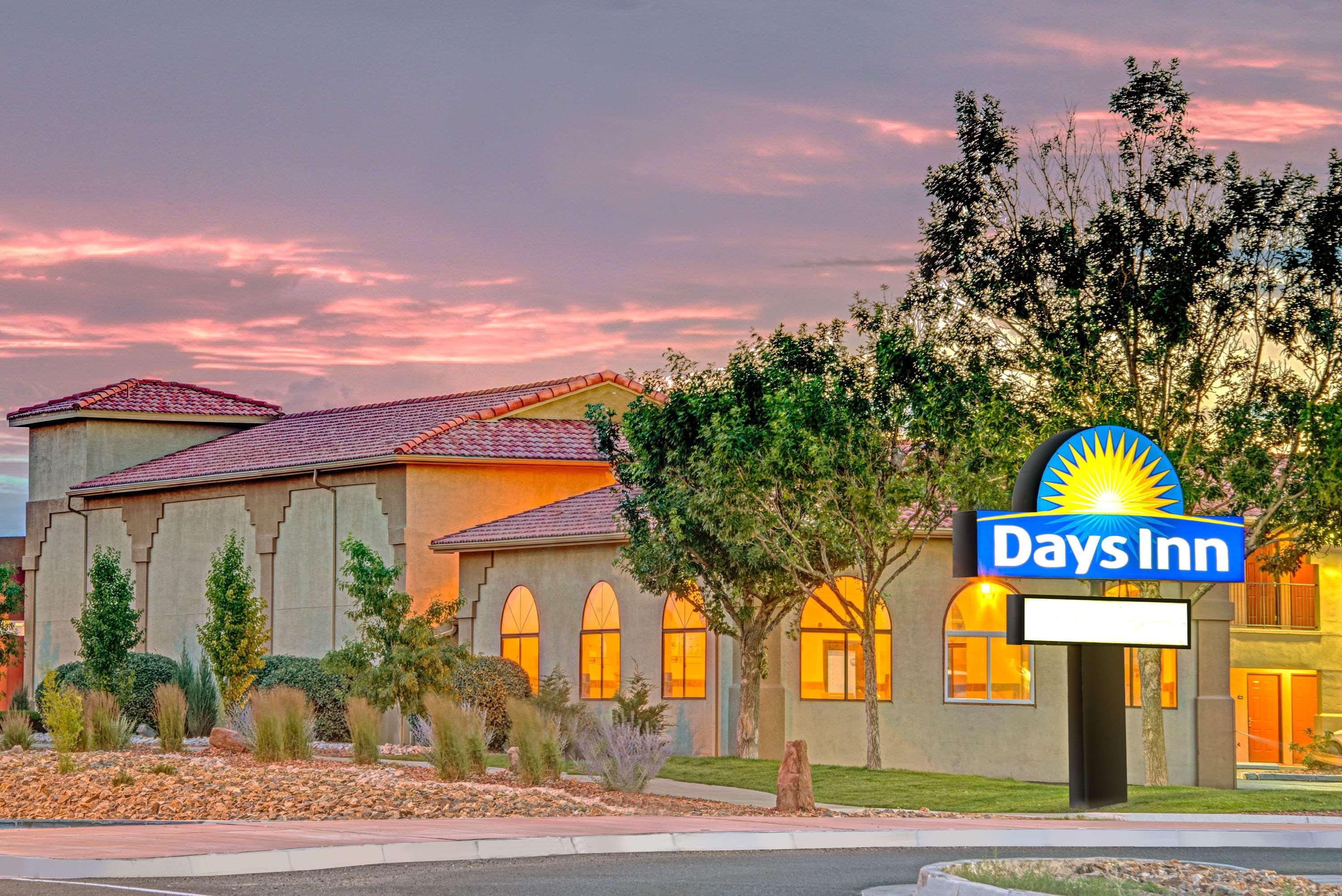 Days Inn By Wyndham Rio Rancho Exterior foto